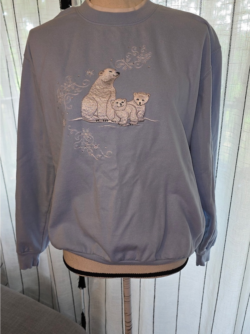 Pastel Blue Polar Bear Embroidered Crewneck Sweatshirt